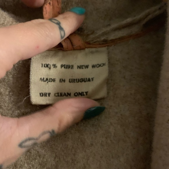 Afghan coat - Picture 9 of 13